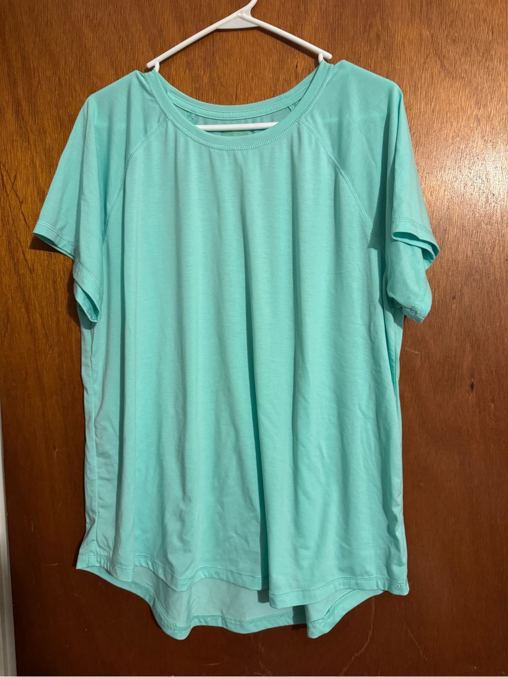 tek gear Mint Crewneck Short Sleeve Top